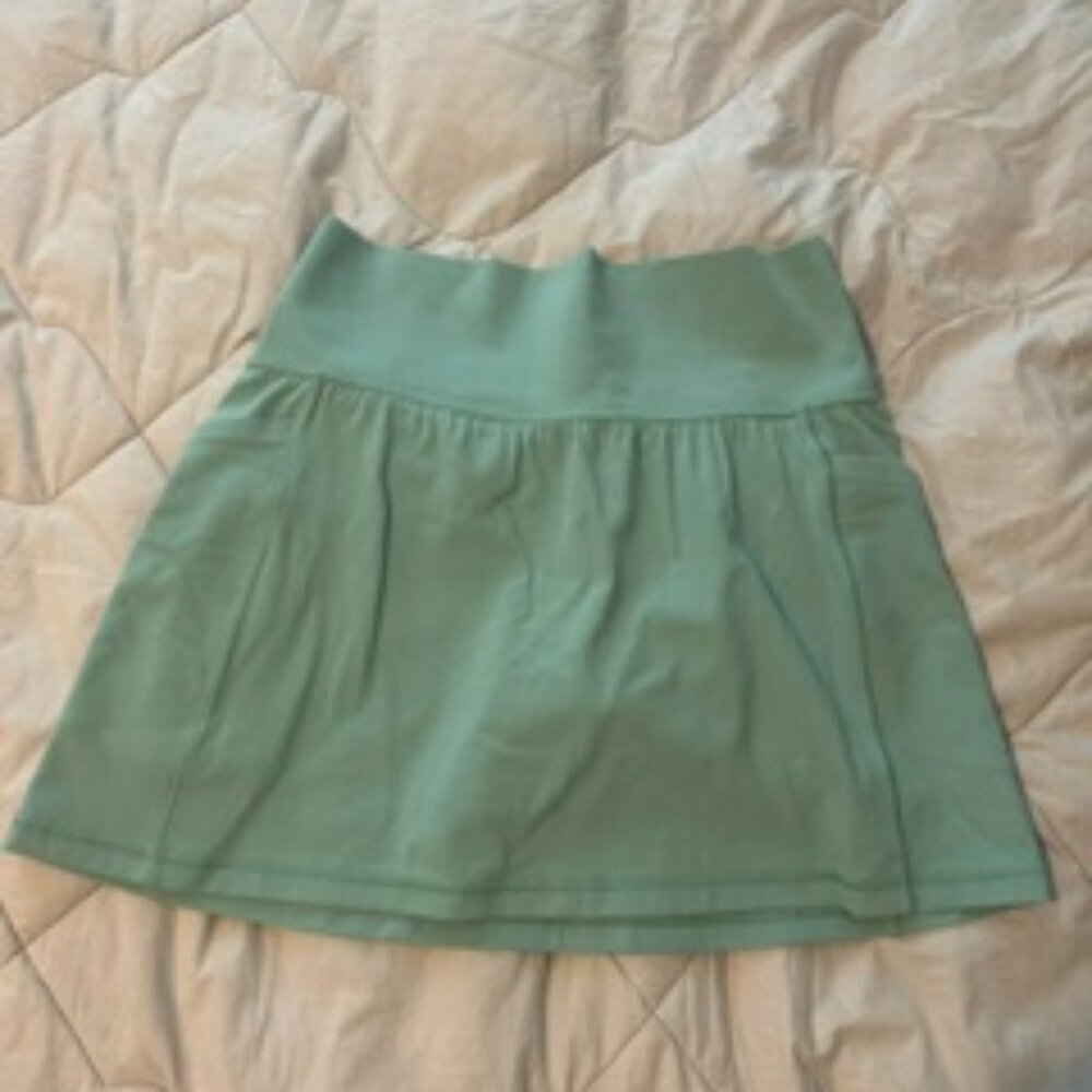 Athleta Salutation Stash-Pocket Skort, size XS